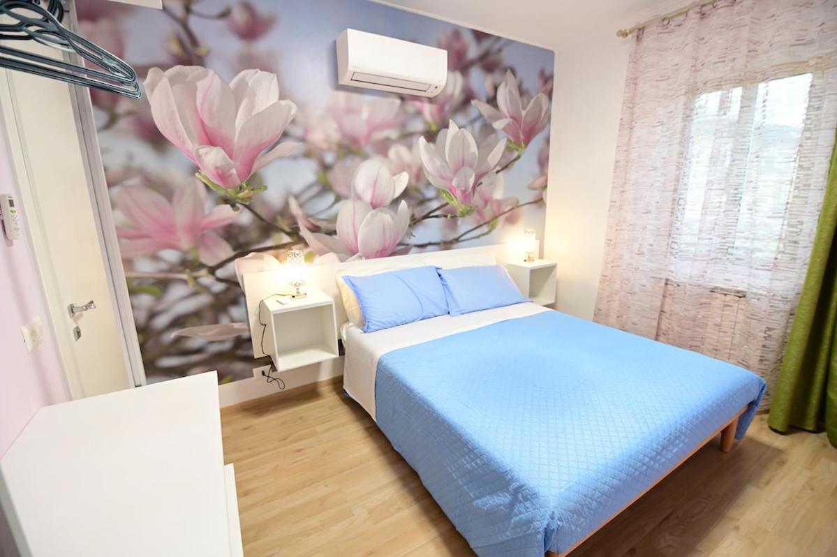 La Casa Di Odessa Bed and Breakfast Arcevia Buitenkant foto